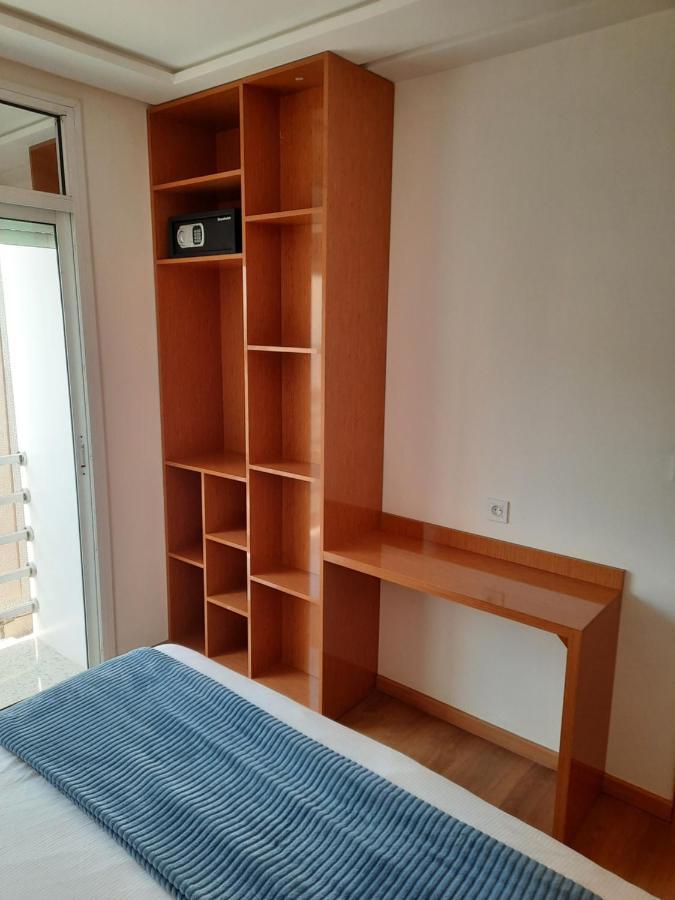 appart hotel puerto marino Al-Ḥoseyma Esterno foto