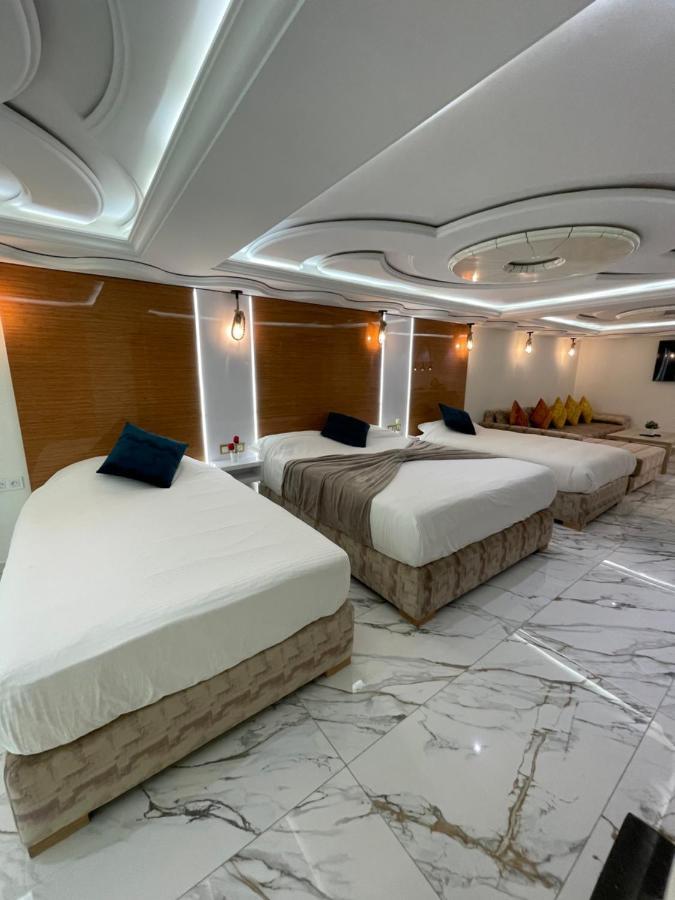 appart hotel puerto marino Al-Ḥoseyma Esterno foto
