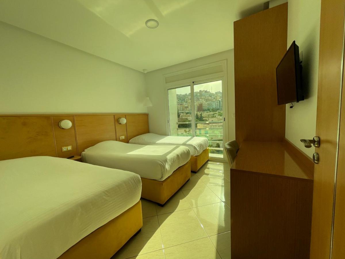 appart hotel puerto marino Al-Ḥoseyma Esterno foto